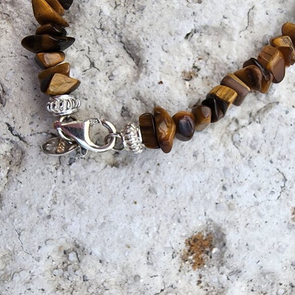 Tiger Eye Bead Chip Necklace With 925 Sterling Silver Clasp - Picture 3 of 5